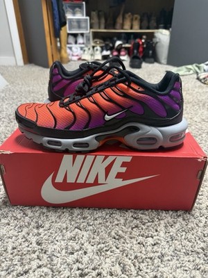 Nike Air Max Plus ''Total Orange Vivid Purple'' Black Low Top Men Size 8.5 M/10W