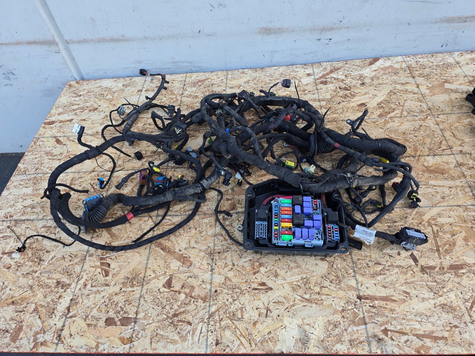 U24675 FRONT ENGINE WIRE WIRING HARNESS OEM 1219 MASERATI GRANTURISMO M1 G2U