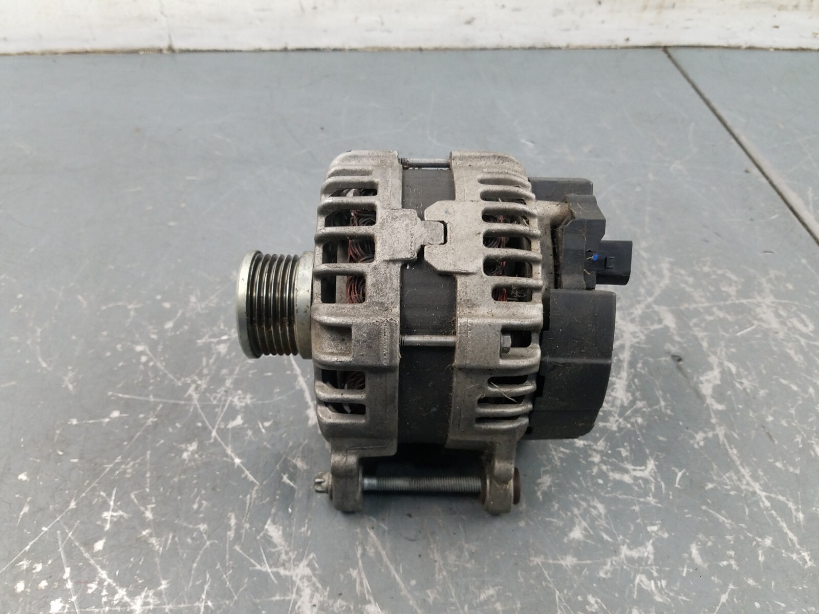 Porsche 911 GT3 2014 Alternator