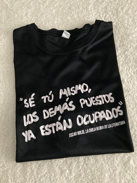 Camiseta Oscar Wilde la oveja negra de la literatura t-shirt slim fit L