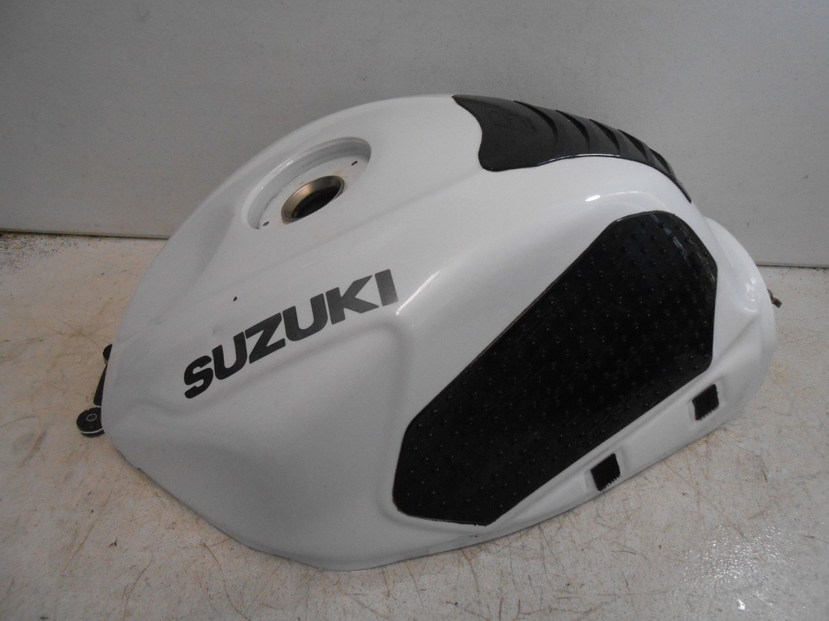2013 Suzuki Gsxr750 GSXR 750 Fuel Gas Petrol Tank No DENTS 44100