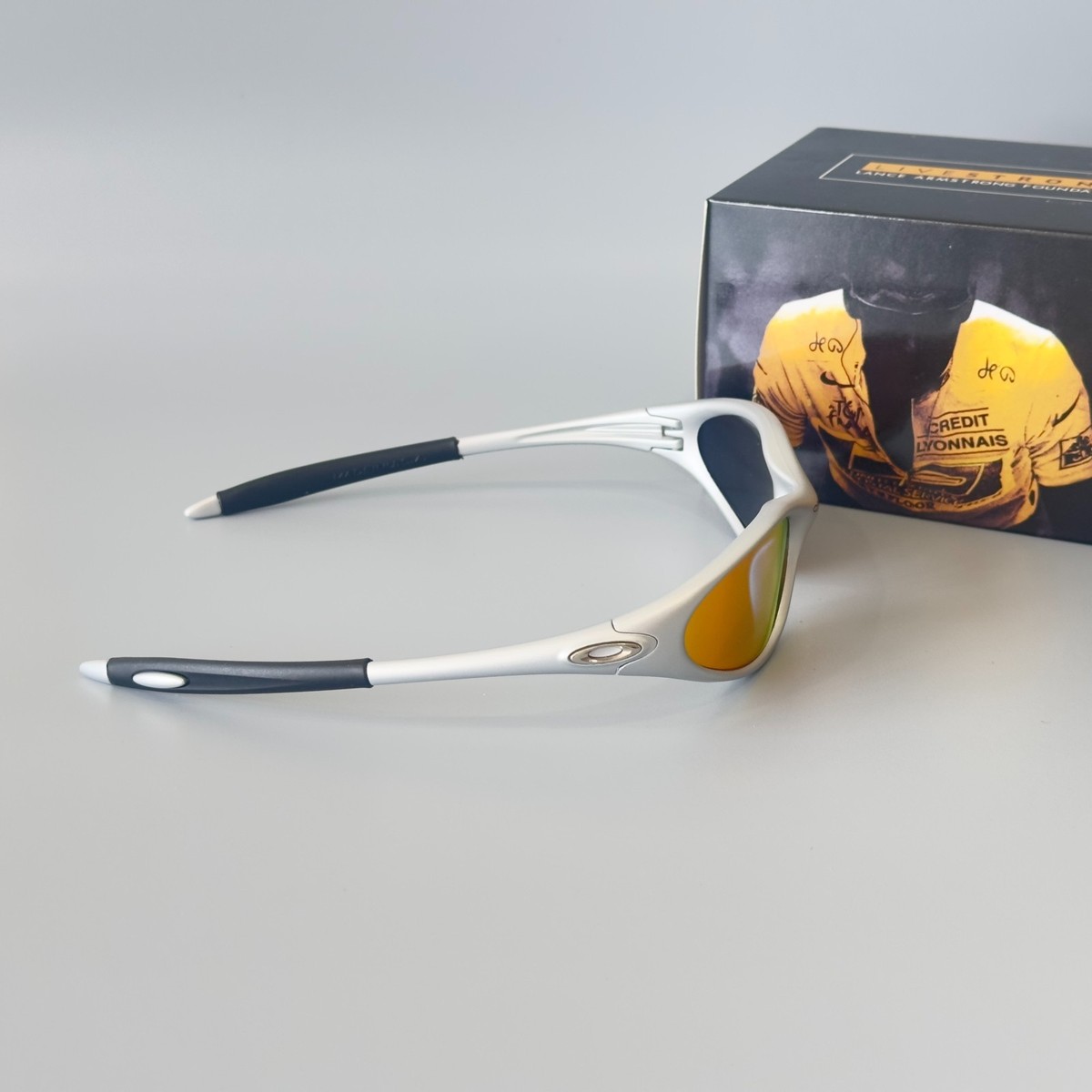 Oakley Mitute 1.0 Silver Rainbow Vintage Sunglasses Gorpcore USA