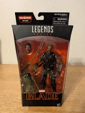 Blade - Marvel Legends Series Action Figure Man-Thing BAF Hasbro MCU New NIB