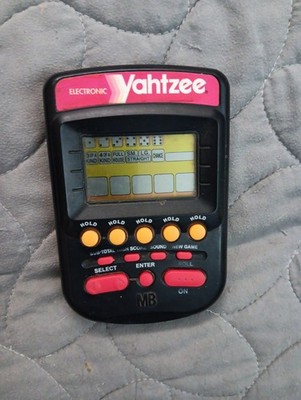 Vintage 1995 Yahtzee 4511 Solid Black Electronic Handheld Portable Game *WORKS*
