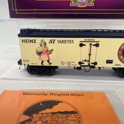 MTH Premier 20-94331 Heinz Girl In Pink 36’ Wood Reefer O Gauge #5705 New - Picture 5 of 15