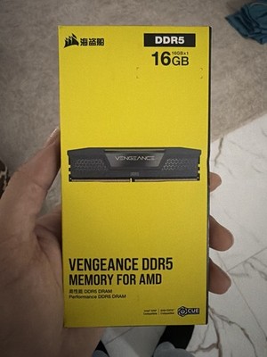 Corsair VENGEANCE 32GB (2 x 16GB) PC5-44800 (DDR5-5600) Memory