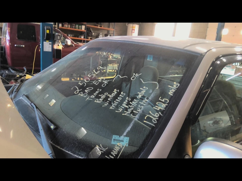 Conjunto de filtro de aire usado se adapta a: camioneta Ford F150 1998 5,4 grado A Foto 2 de 4