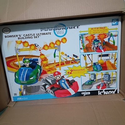 Nintendo ''Mario Kart'' Bowser's Castle Ultimate Building Set NEW!