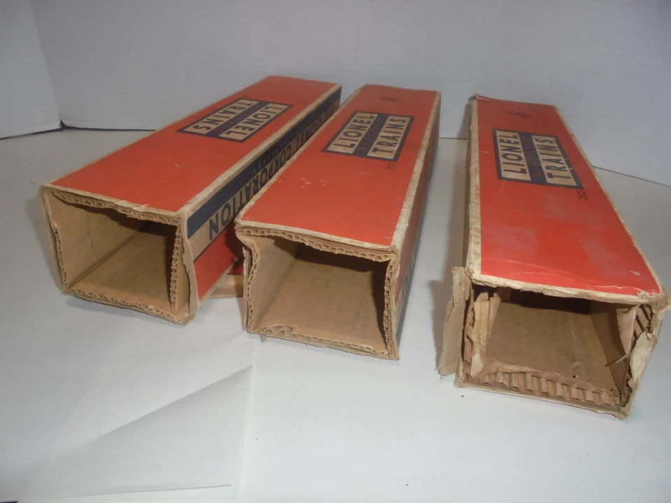 LIONEL THREE EMPTY VINTAGE MADISON PASSENGER CAR BOXES POSTWAR - Image 4 of 4