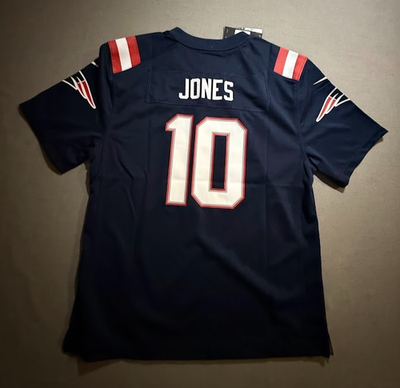 New England Patriots Jones #10 Nike NFLPA Jersey Boys XL Blue