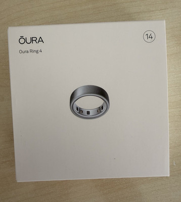 ŌURA Oura Ring 4 Activity Tracker Größe 14 Brushed Silver/Ladegerät/Docking