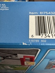 4 LEGO CITY: Build My City Accessory Set 40170