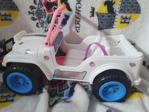 barbie white jeep