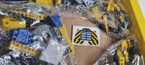 Lego Technic 8438 Pneumatischer Kran Brandneu Selten Retired Vintage - Bild 9 von 12