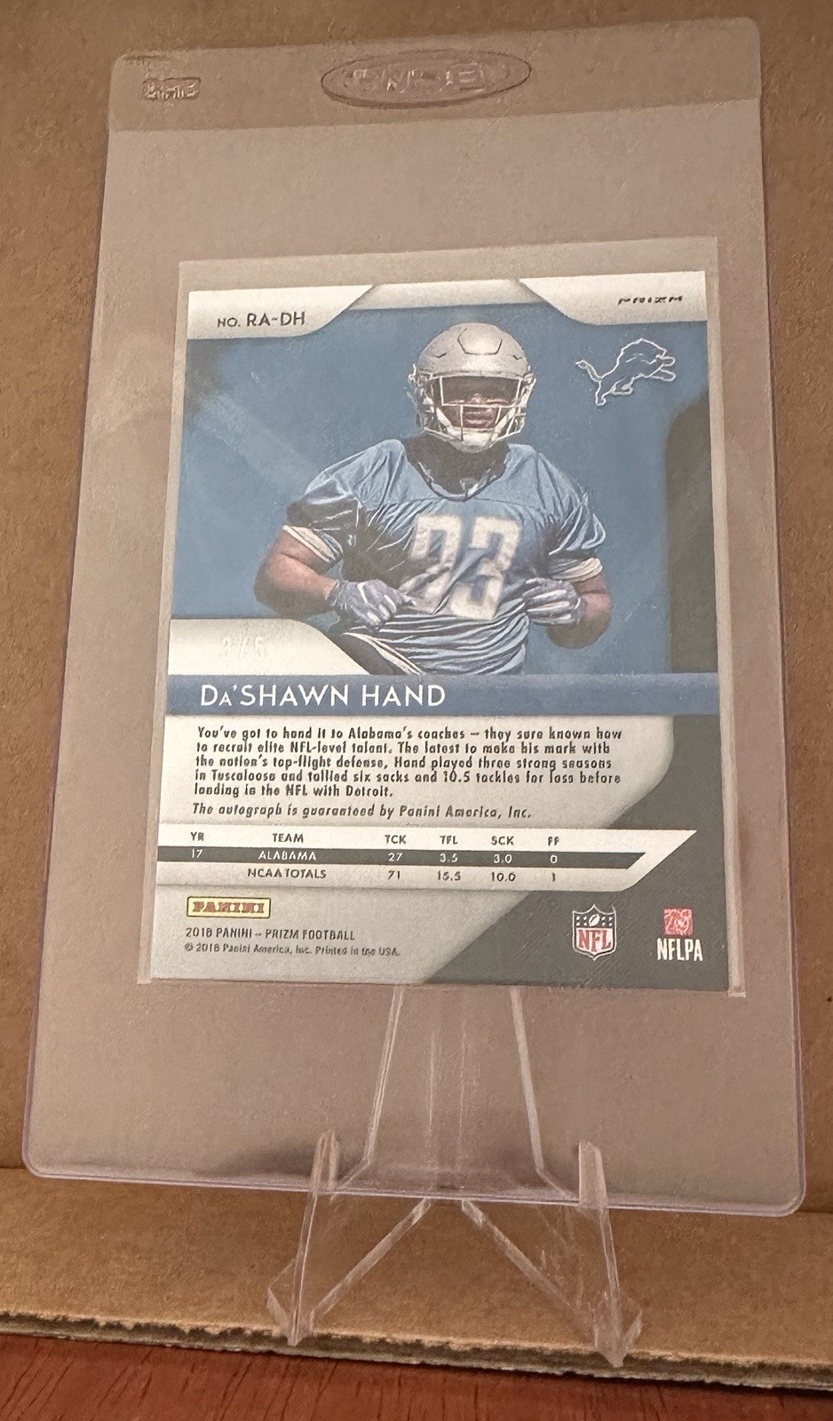 Panini 2018 Prizm Da'Shawn Hand Lions Rookie Auto Gold Vinyl Prizm 3/5  view 2