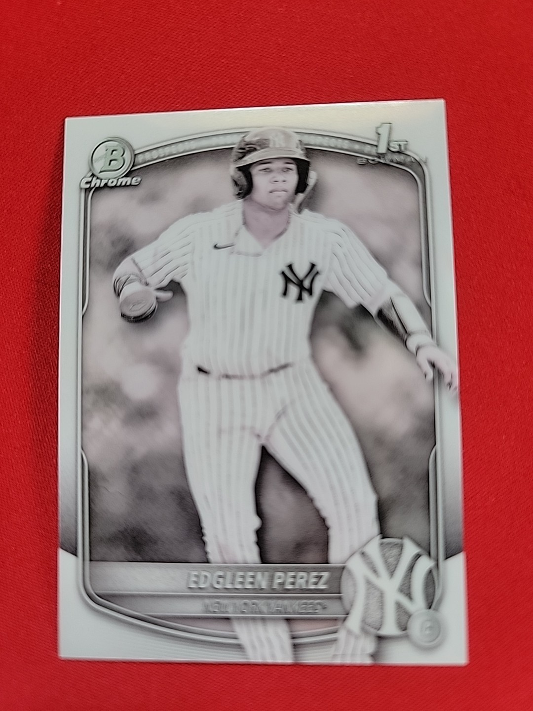 2025 Bowman 1st Chrome #BCP-80 Edgleen Perez  Pearl Refractor SSP Yankees