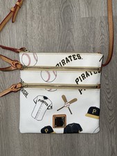 dooney and bourke Pirates