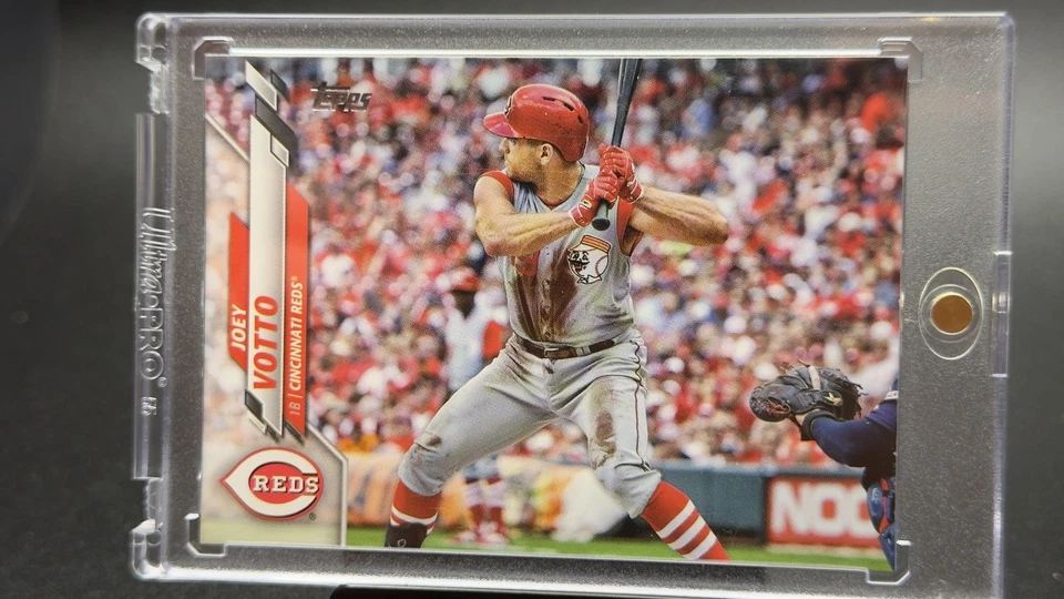 Joey Votto #267 2020 Topps Serie 1 SSP variación de imagen Guns Out sin mangas Foto 2 de 3