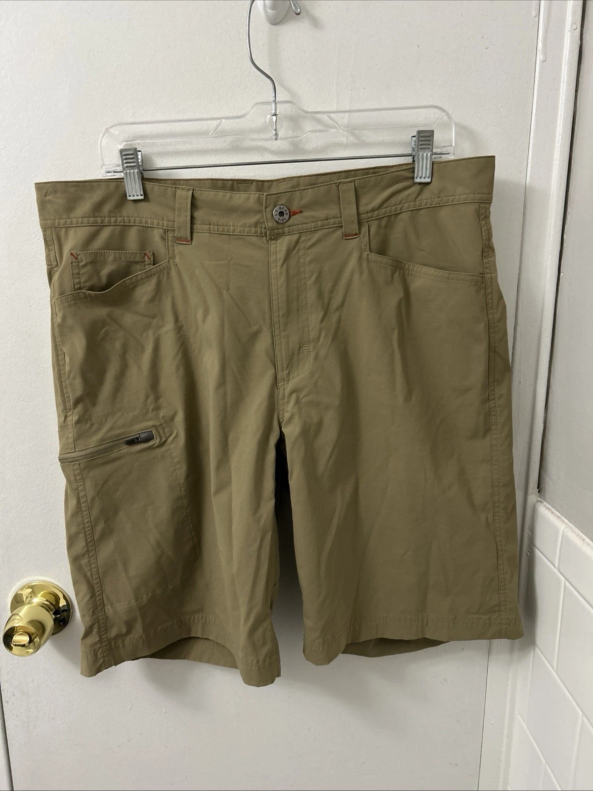 LL Bean Cresta Hiking Shorts Mens Size 35 Tan Khaki Cargo 10" Inseam 504179