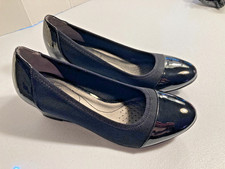LifeStride Women's Wedges   Black, Patent  Stretch Size 9M 