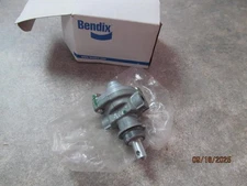 BX276567N NEW  BENDIX PUSH PULL CONTROL VALVE 276567N PP-1 Free shipping
