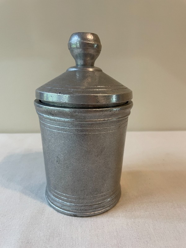 Vintage Wilton RWP USA Armetale Pewter Container w/Lid MCM rustic decor Colonial