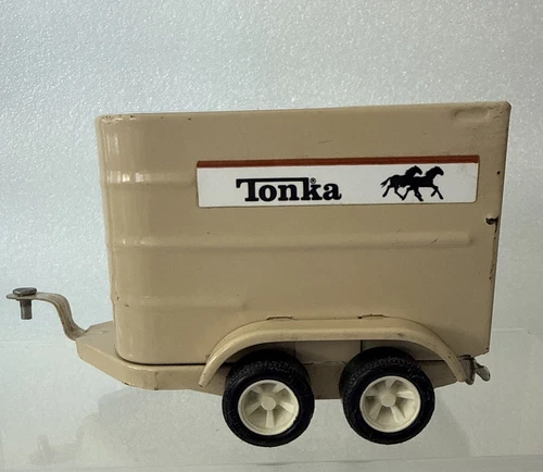 Vintage Tonka #52620 Stables Pressed Steel 6" Long Horse Trailer