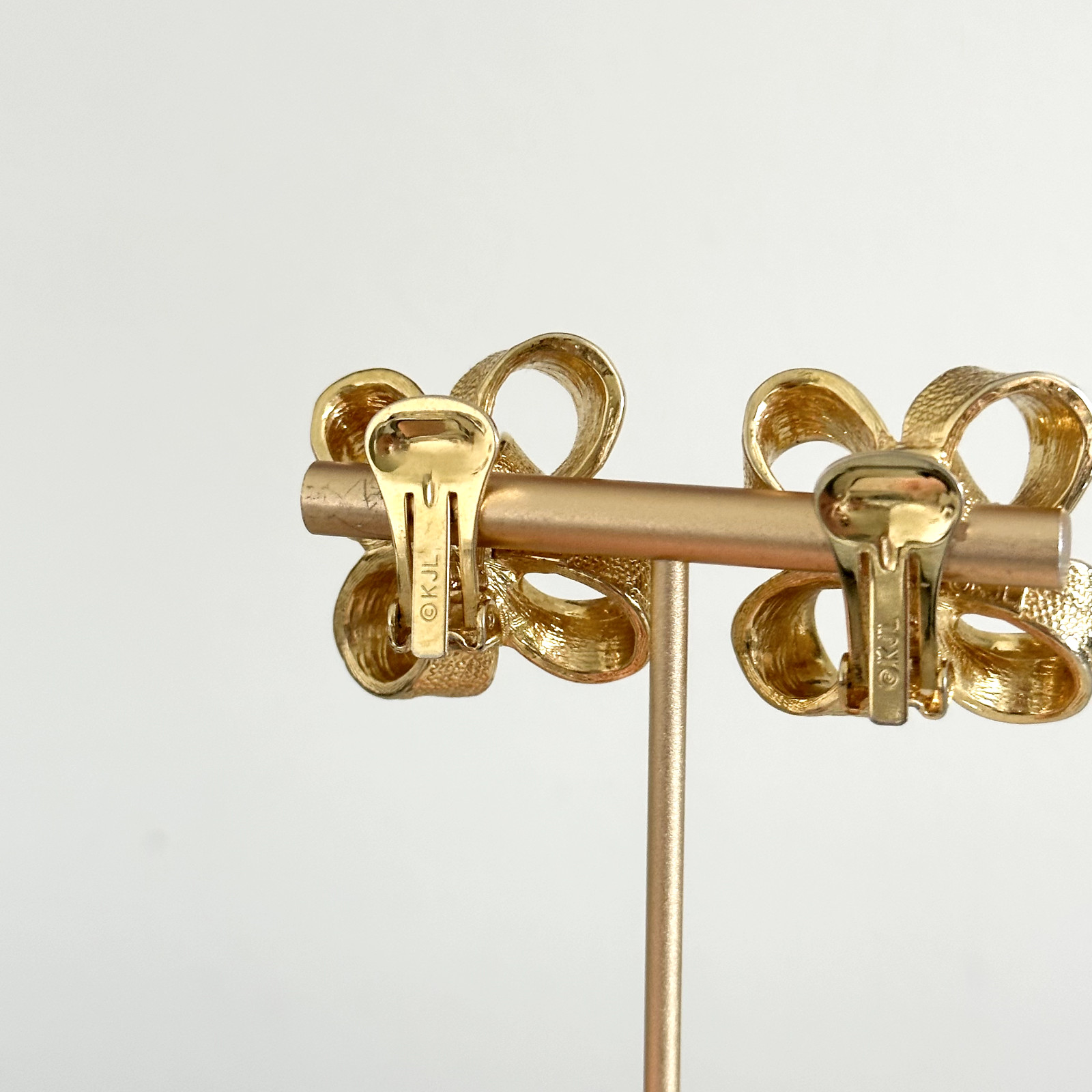 Vintage KJL Kenneth Jay Lane Gold Tone Large Chun… - image 6