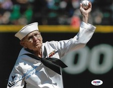 Burke Waldron WW2 Navy Veteran 1943-1946 Signed 8x10 Auto Photo PSA/DNA COA (C)