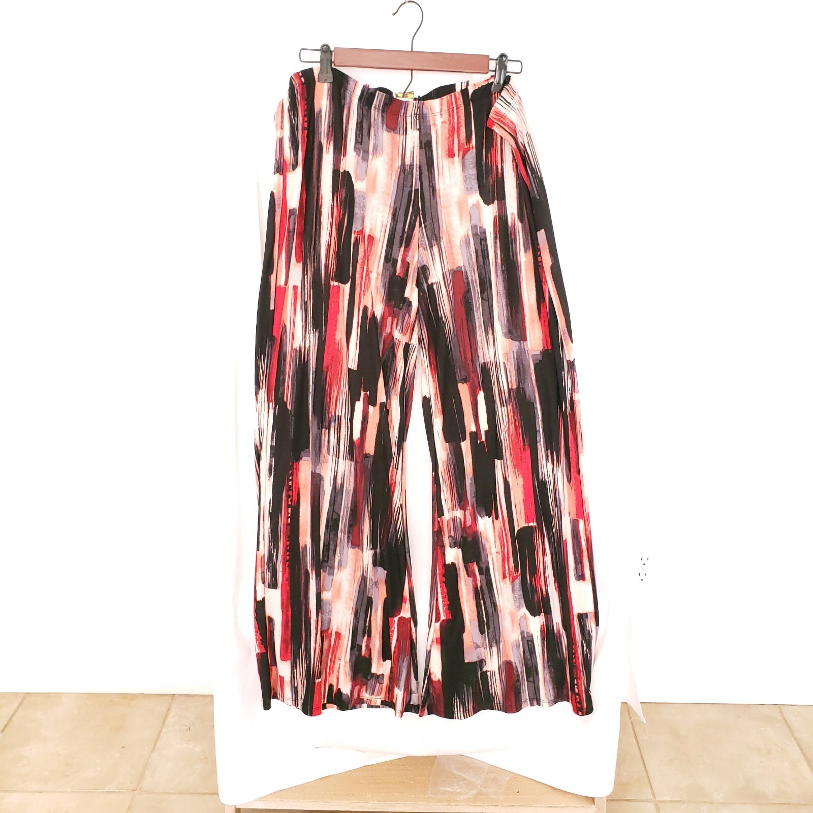 24/7 Comfort Multicolor Pattern Straight Wide Leg… - image 1