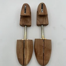 Shoe Keepers Size Small Shoe Tree Rochester Cedar Wood Size Stretcher 9.0"-11"