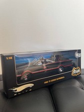 Mattel Hot Wheels 1/18 1966 Batman Classic TV Series Batmobile Model T3532