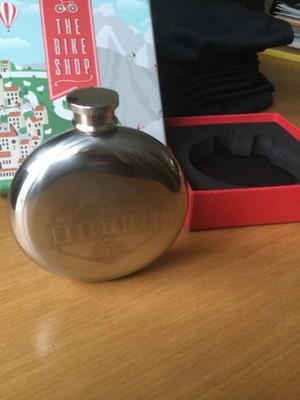 The Bike Shop King Of The Mountain 5oz Flachmann in Geschenkbox