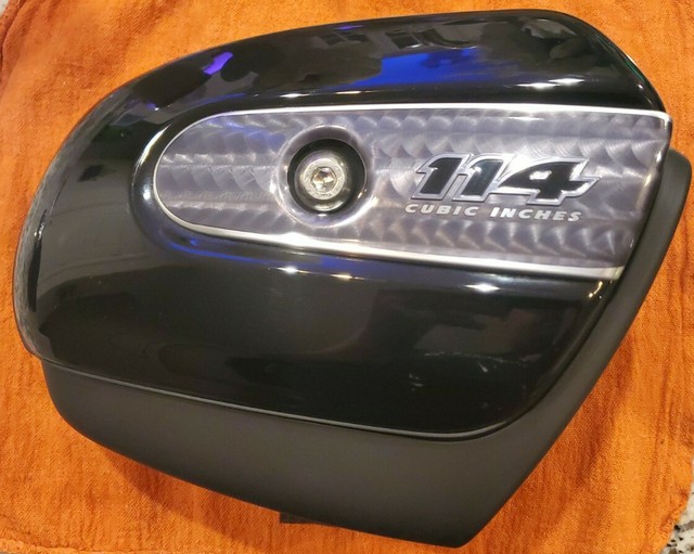 Harley Davidson M8 Touring OEM Air Cleaner Kit 114ci Gloss Black