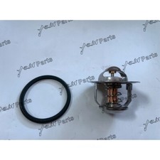 FE6 Thermostat 82℃ 21200-Z5514 For Nissan Turck Engine parts.