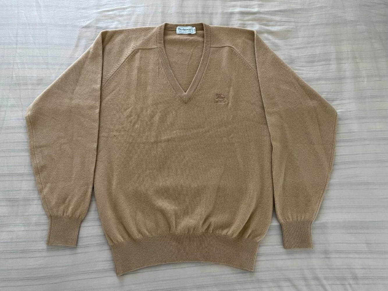Burberry knit sweater Men's Fashion from Japan