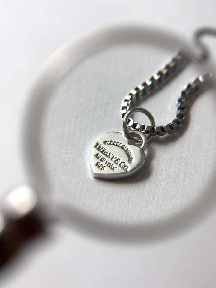 Tiffany and Co .925 Silver Heart Pendant on Chain/Necklace - Image 4 of 4
