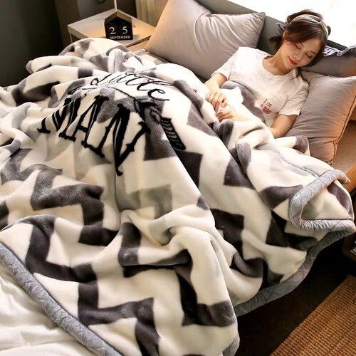 Soft Thick Warm Fleece Blanket Quilts Sofa Nap Blanket Bedding Comforter Blanket - Bild 1 von 26