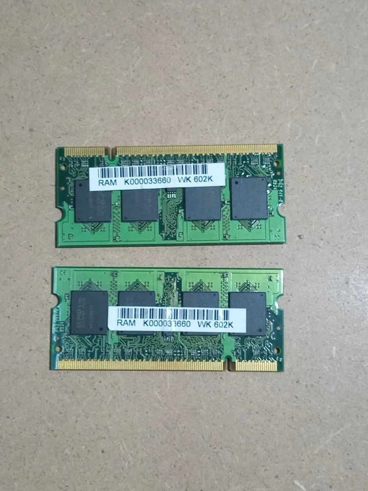 ELPIDA 2 MODULI MEMORIA RAM 512MB 2Rx16 PC2-4200S-444 DDR2 EBE52UD6AFSA-5C-E - Immagine 2 di 2