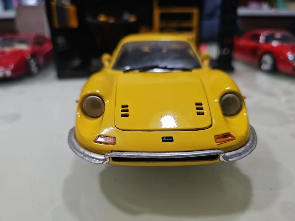 FERRARI DINO 246GT 1/18 ANSON Gialla Bellissima - Immagine 2 di 4