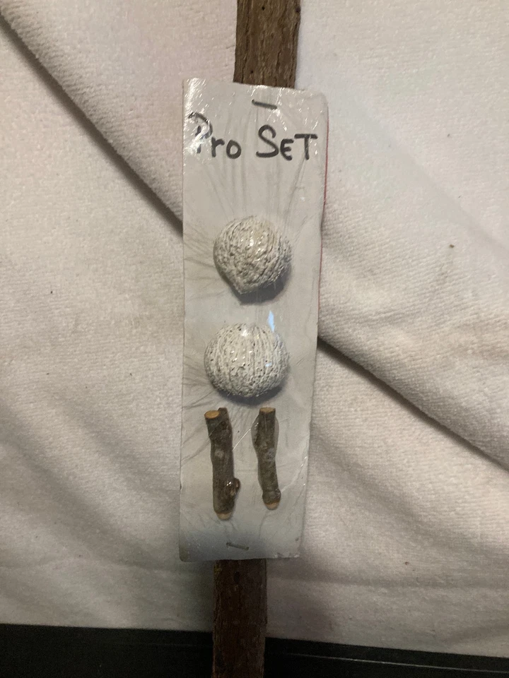 Hillbilly Putter Genuine Novelty 35" Wooden RH Vintage Golf Club W/ tees & ball - Image 3 of 4