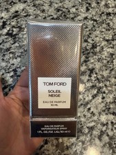 Tom Ford Soleil Neige Eau De Parfum Spray - Size 1 Oz. 30ml Nwb B85