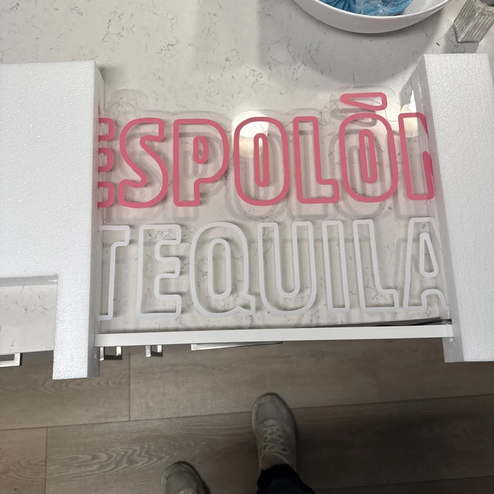 Placa de luz de tequila Espolon - Imagem 3 de 3