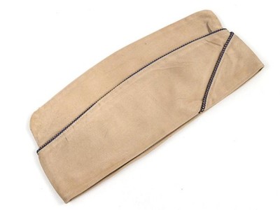 U.S. Army, Schiffchen '' Cap Garrison , khaki'' höchstwahrscheinlich aus der Zeit 