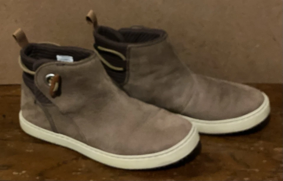 LL Bean Mountainside 8.5M Women’s Toggle Brown Leather Ankle Bootie Shoes - Image 3 of 4