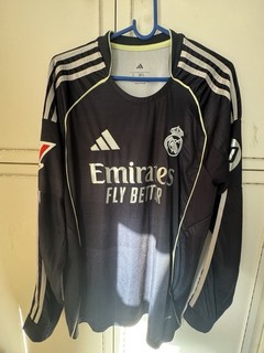 Real Madrid Shirt Large Mbappe