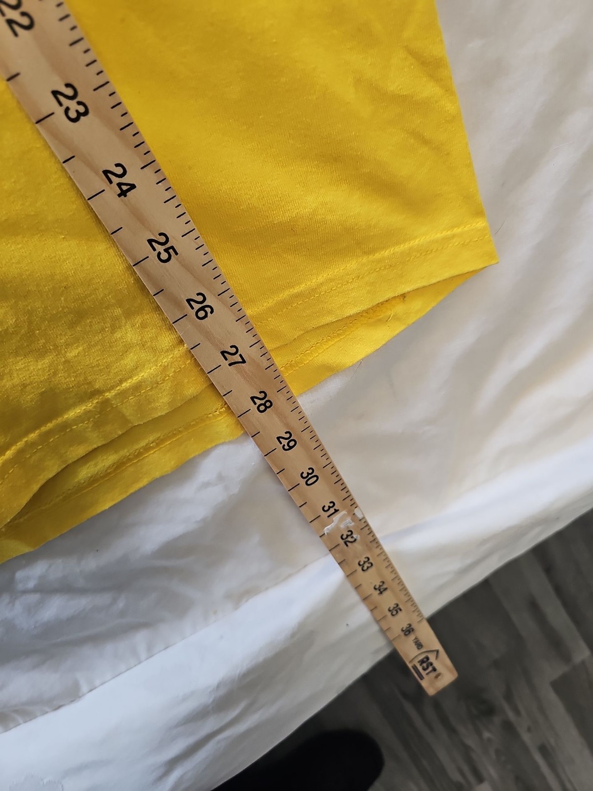 WKND Skateboards Vibrant Yellow Graphic T-Shirt M OO1040 image 5