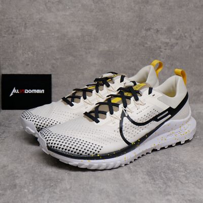 Level SS/New - Nike React Pegasus Trail 4 Low Pale Ivory Khaki
