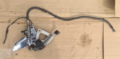 1993 Suzuki GS500E GS 500 E F Bremspedal Fußstiftaufhänger