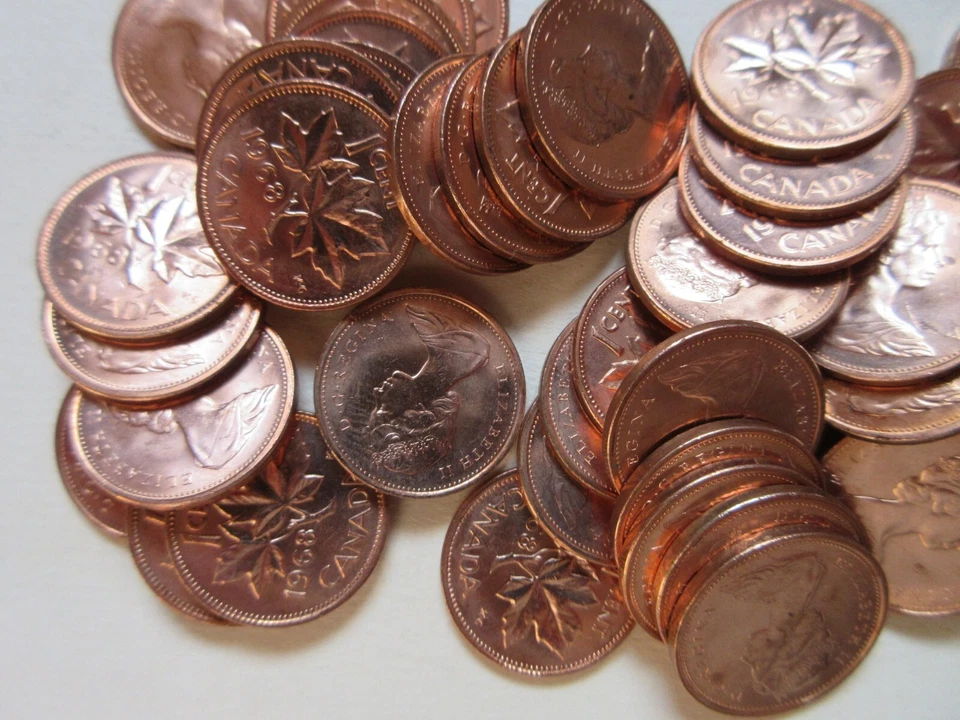 Roll of 1968 Canada Small Cents (50 Coins). UNC Penny 1p 1c - Image 4 of 4